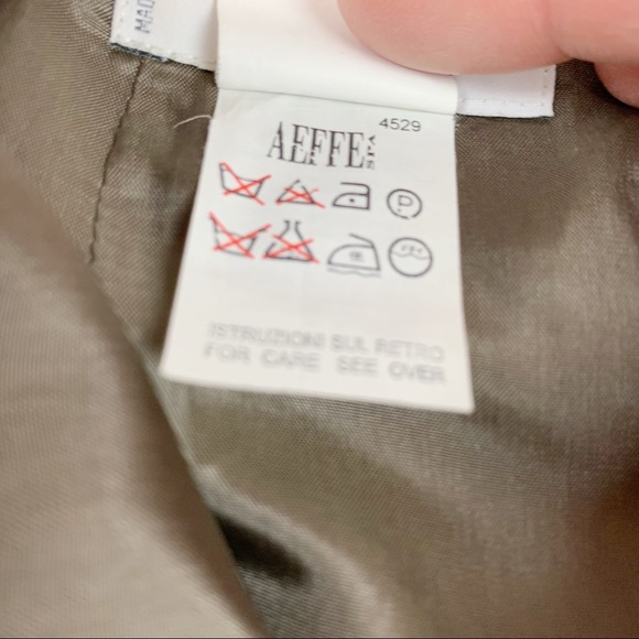 Moschino Cheap and Chic Wool knee length straight skirt with embroidered pattern - Picture 13 of 13